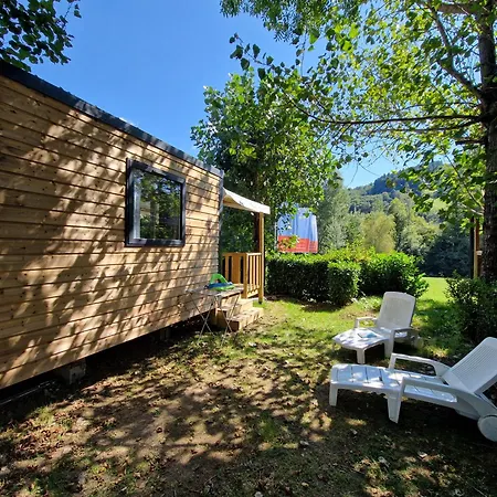 Marmotel 4* Saint-Geniez-dʼOlt